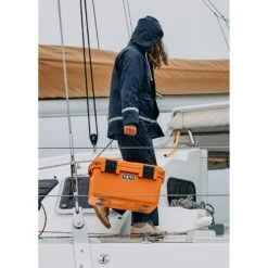 Yeti Coolers LOADOUT 30 GO BOX - Ausrüstungsbox -Globetrotter Verkäufe 5638037875 o loadout 30 go box yeti coolers 24